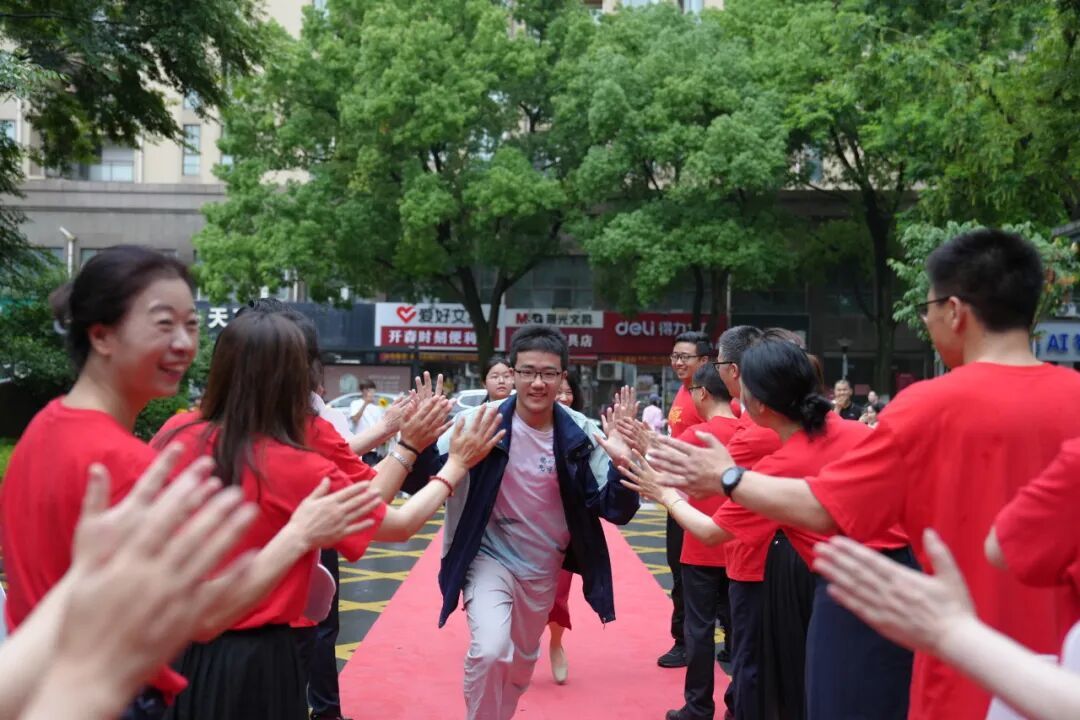 17267106250577.jpeg 图片