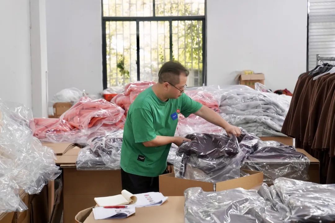 https://images.weserv.nl/?url=https://mmbiz.qpic.cn/mmbiz_jpg/bCFr8VypWfzg51ynl3eJFBaDrUjtfq0uDZ4icnrnucxojIMqzIzrIn8bTYAzjkEibKHodTtQTXfjx0STuFDAEx3g/640?wx_fmt=jpeg&from=appmsg