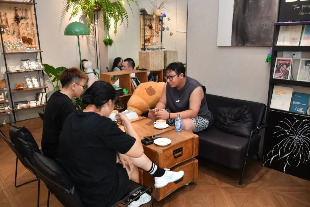 15853932192837.jpeg 图片