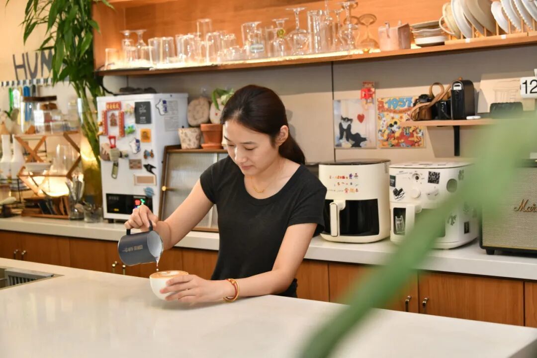 15853932263506.jpeg 图片