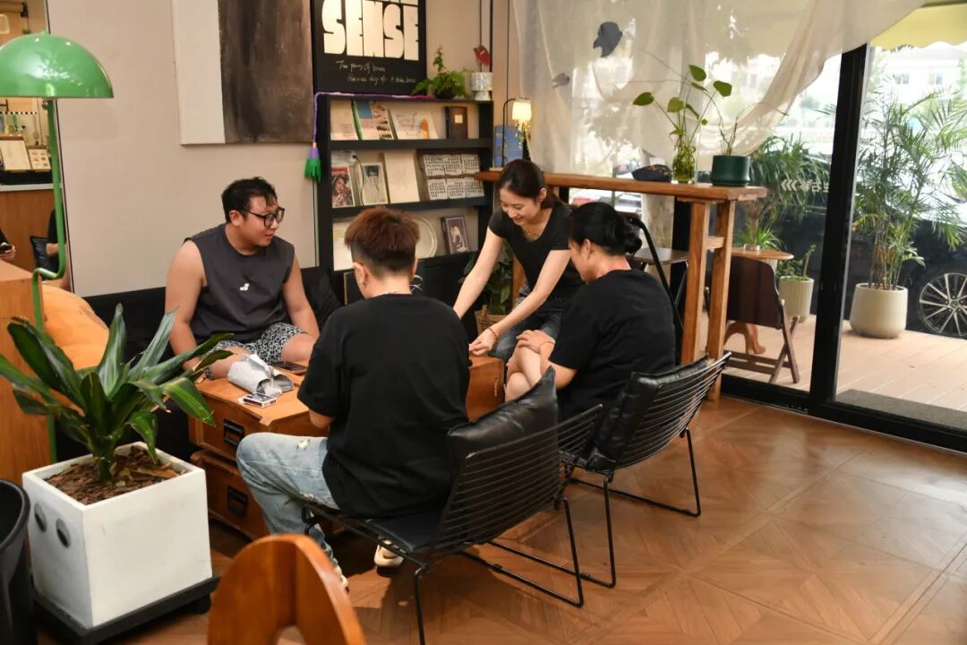 15853932321925.jpeg 图片
