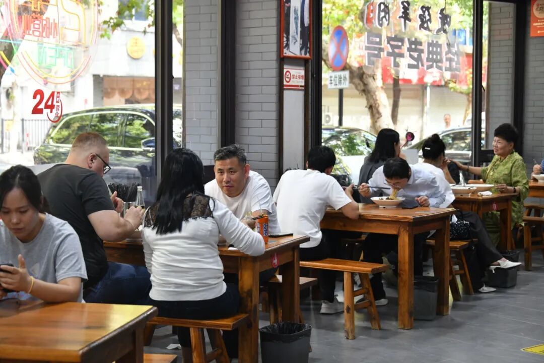 15917598742917.jpeg 图片