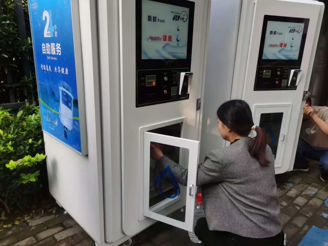 16047117993925.jpeg 图片