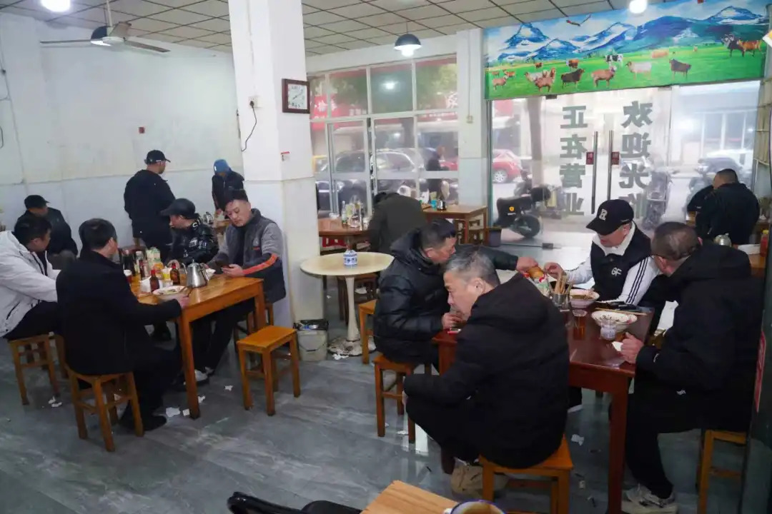 16377460375940.webp 图片