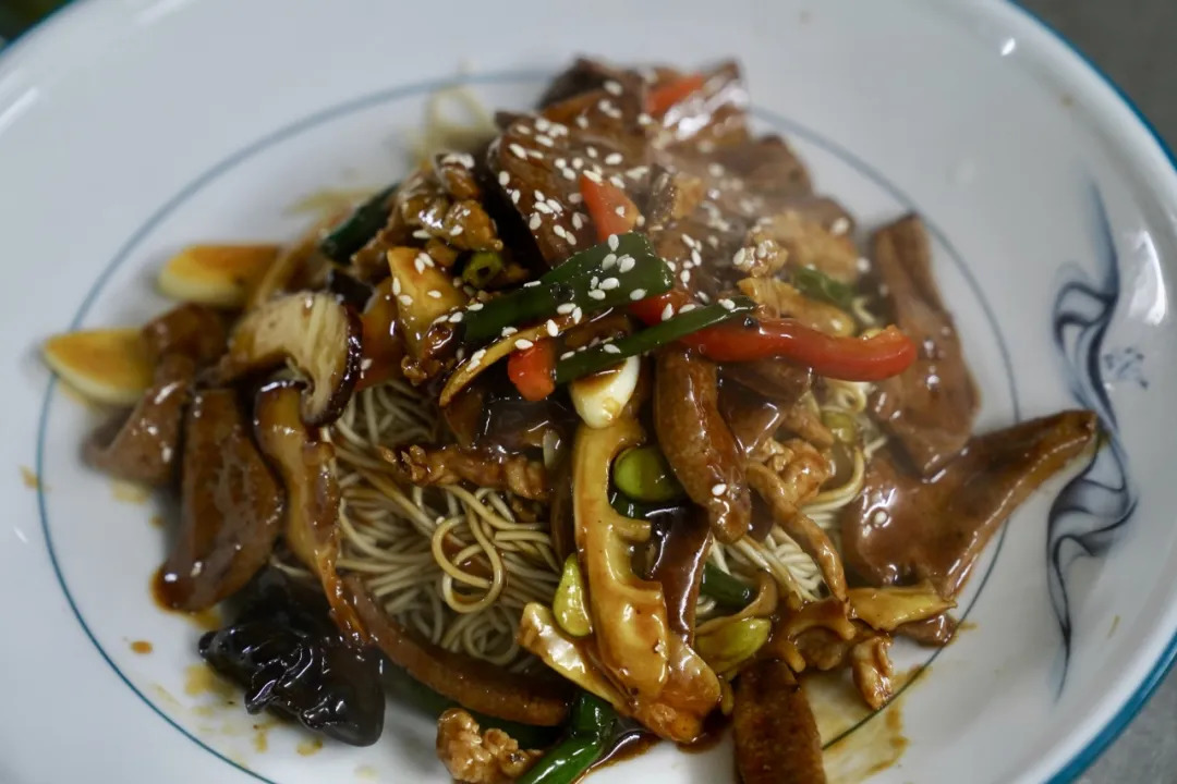 16537306987088.webp 图片