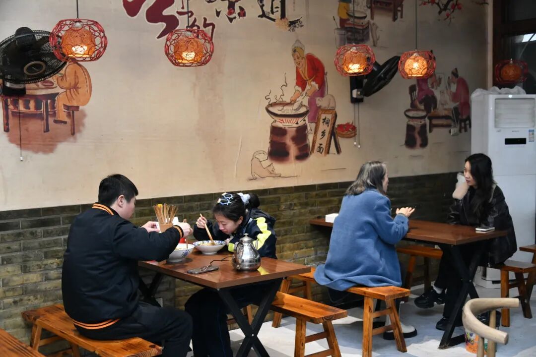 16542838825990.jpeg 图片