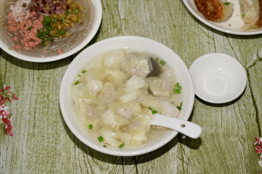16561808888848.webp 图片