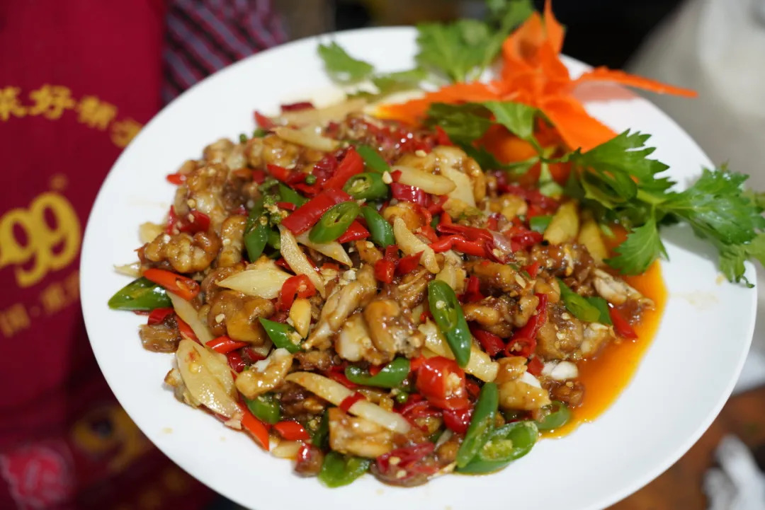 16885831030418.webp 图片