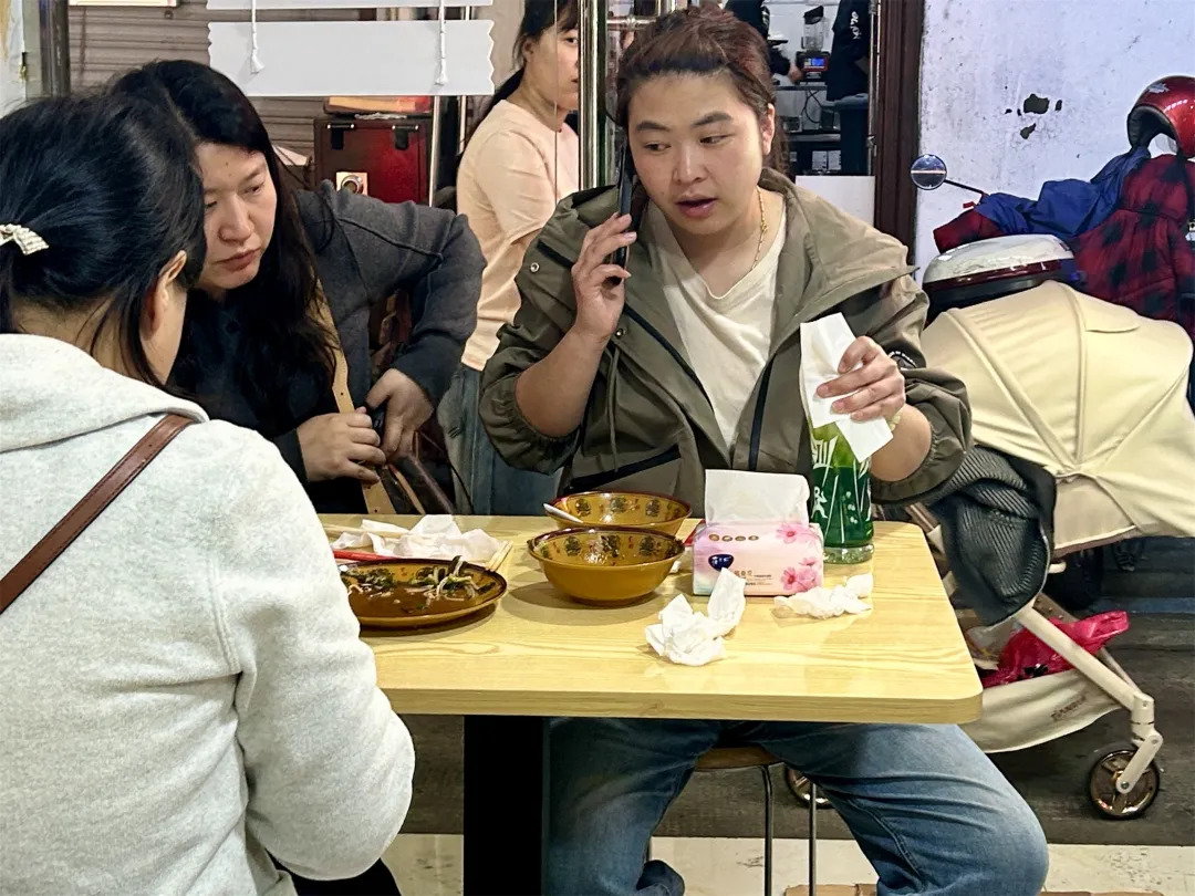 16882443329488.webp 图片
