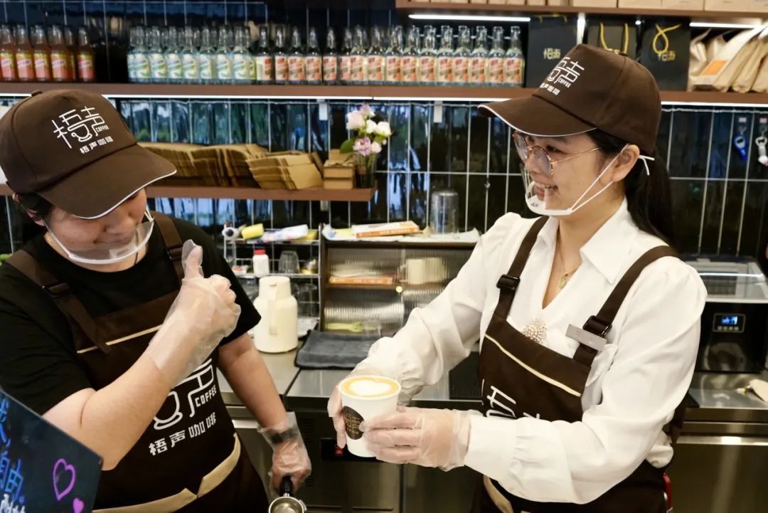 https://images.weserv.nl/?url=https://mmbiz.qpic.cn/mmbiz_jpg/bCFr8VypWfyr4icJpdSlETs0xYUhgFib0ZZicGeeBkkElJfEQuZQC7ibhzvdD1fbLxLR1padYaibvia6zvbwSRRuibQug/640?wx_fmt=jpeg&from=appmsg