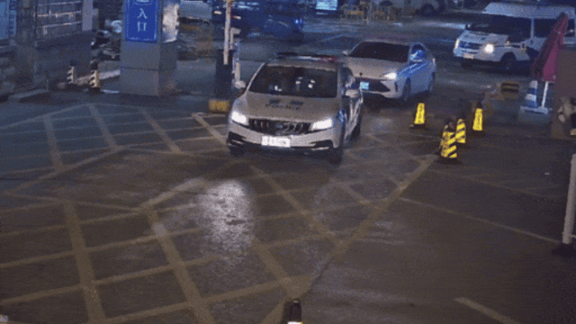 15892648260880.gif 图片