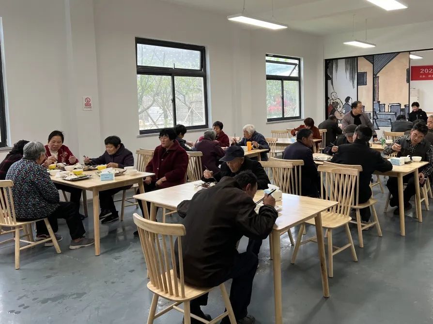 https://images.weserv.nl/?url=https://mmbiz.qpic.cn/mmbiz_jpg/bCFr8VypWfwudX1aljzZW25kmib9Vxbd6hEP8vmr6kFU68jhoYMsic78pDoeltlsZzYv7JFUtjuzluhjM0nYz79w/640?wx_fmt=jpeg&from=appmsg