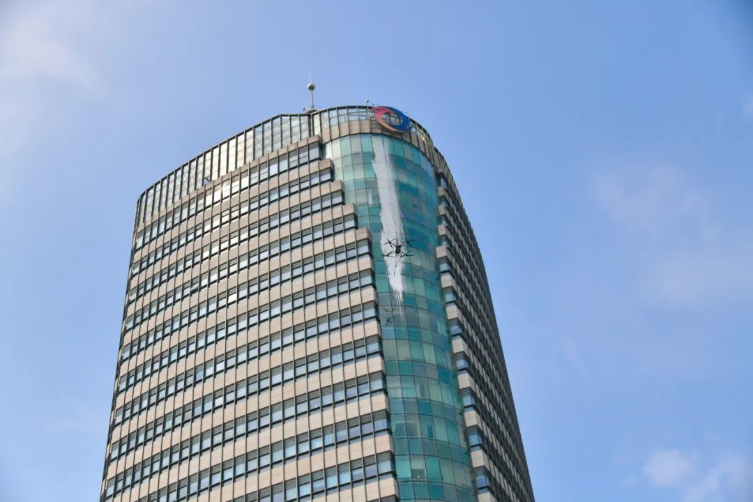 https://images.weserv.nl/?url=https://mmbiz.qpic.cn/mmbiz_jpg/bCFr8VypWfxZfmOoiciagg0UfmLlWkGwSqP9iaiacZwfuJDZM77xDTjw6dQv8JpaEF1mibib7tdvLibV4cZnbskV9Nseg/640?wx_fmt=jpeg&from=appmsg&tp=wxpic&wxfrom=5&wx_lazy=1 图片