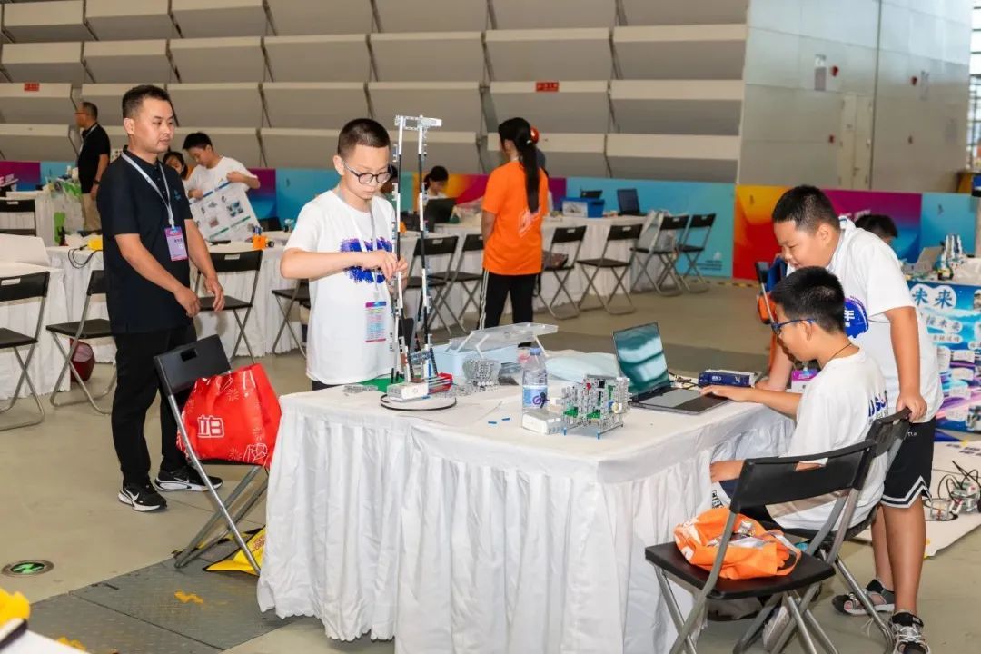 https://images.weserv.nl/?url=https://mmbiz.qpic.cn/mmbiz_jpg/bCFr8VypWfwK62fA6hnOPVEXciblHomJEO1IWlDVGlPXwZO5H9HogC4PnaUK3ed6mleIJQfGJVSTrdJeLoRVIiaw/640?wx_fmt=jpeg&from=appmsg&tp=wxpic&wxfrom=5&wx_lazy=1 图片