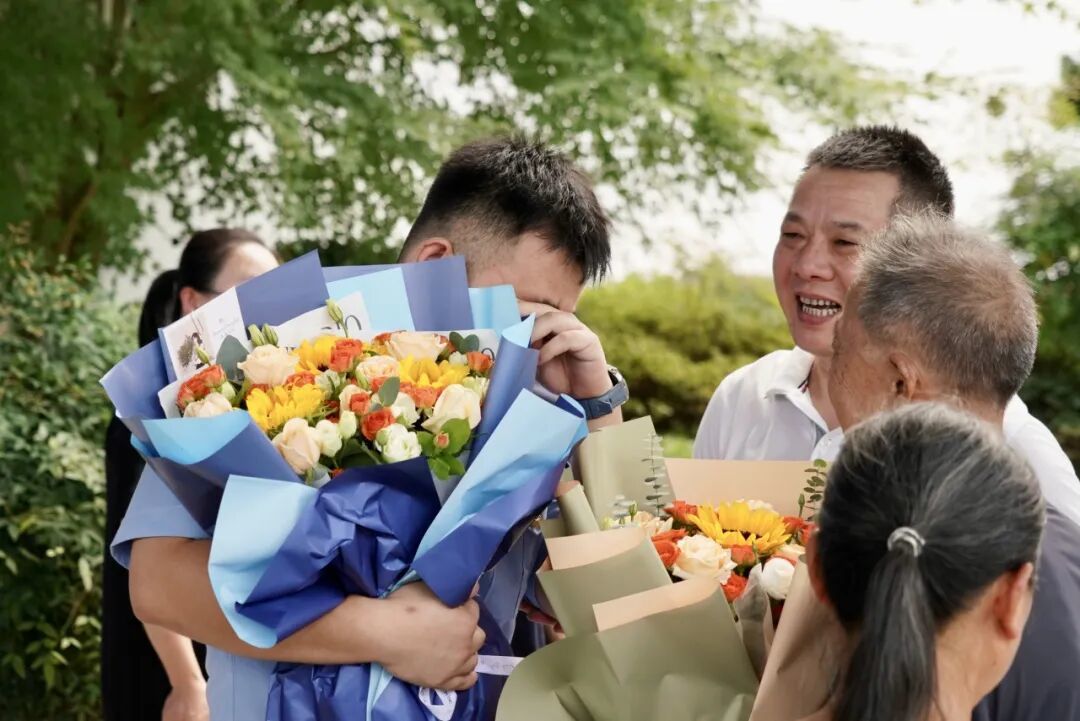 https://images.weserv.nl/?url=https://mmbiz.qpic.cn/mmbiz_jpg/bCFr8VypWfzTZMM3SUoy79JygLNXE6XNhEHAAJgT7bn0KAs8icHRXetVaVf3mM0s6cRvFPf2ib0v3ORPTW2SEgKQ/640?wx_fmt=jpeg&from=appmsg&tp=wxpic&wxfrom=5&wx_lazy=1 图片