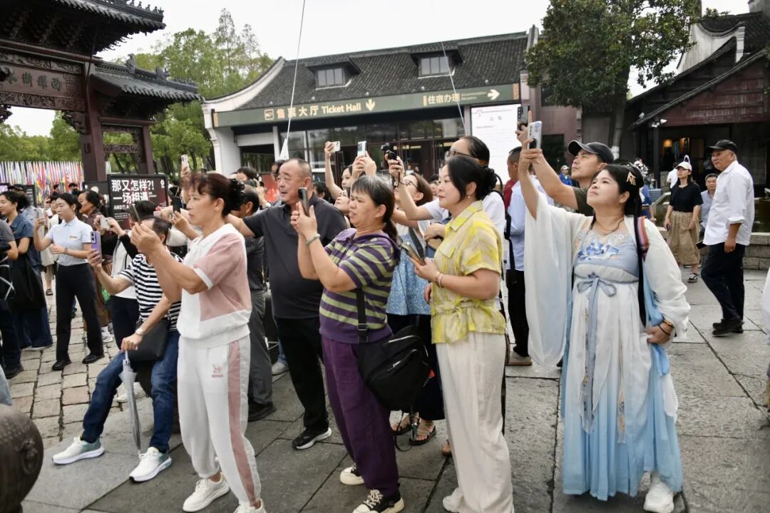 15906902596804.jpeg 图片