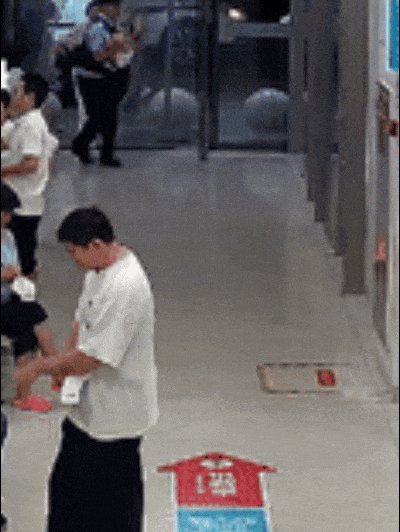 15935115770693.gif