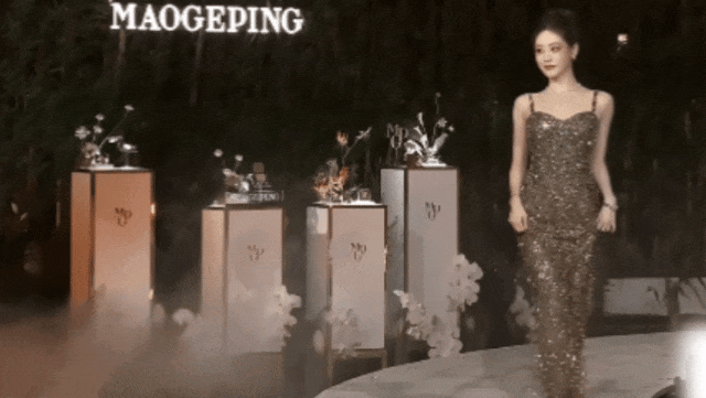 15959178013956.gif 图片