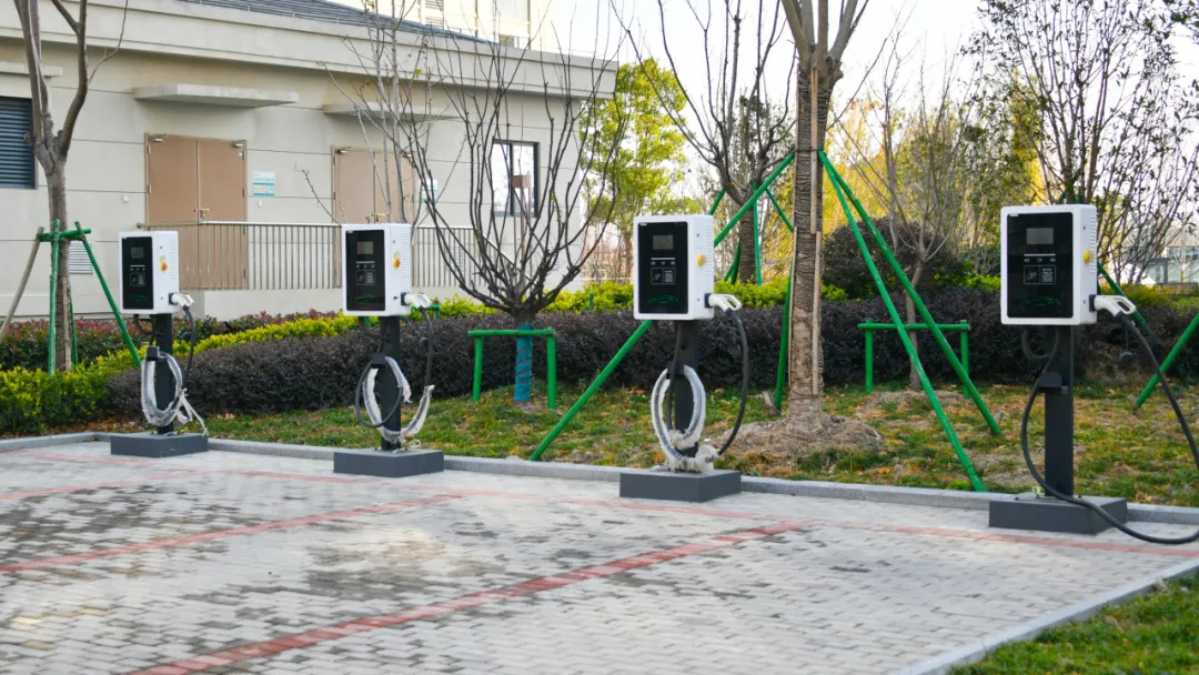 16372343227782.webp 图片