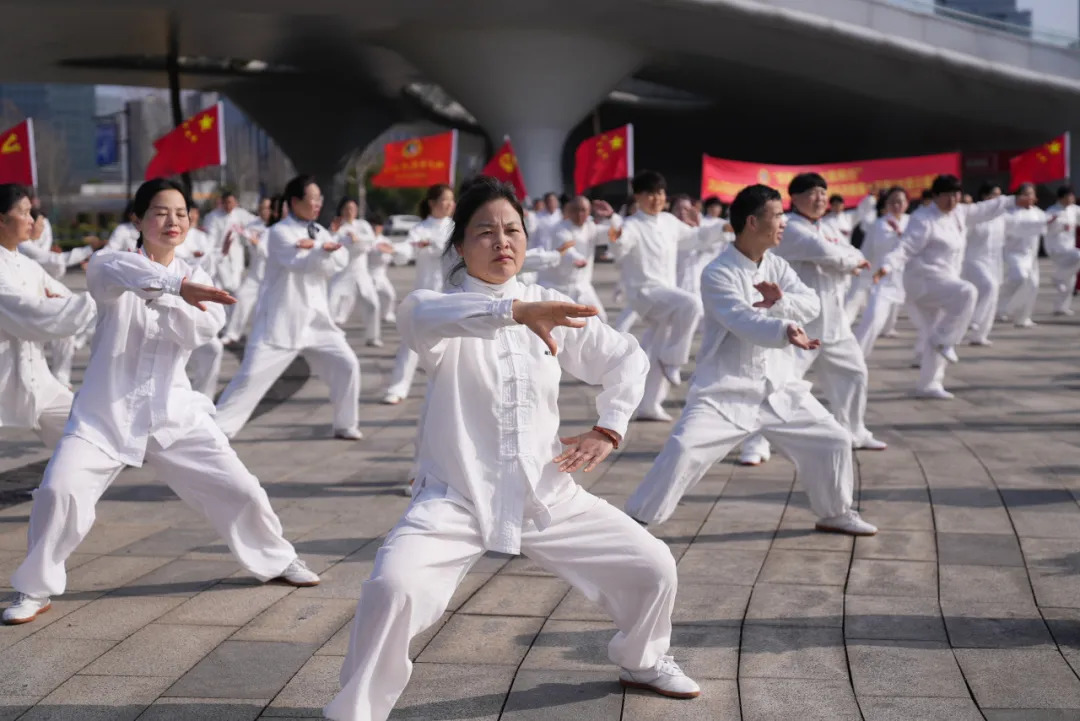 16764266005702.webp 图片