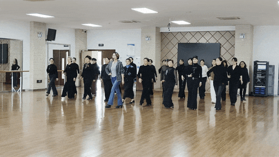16785831698820.gif 图片