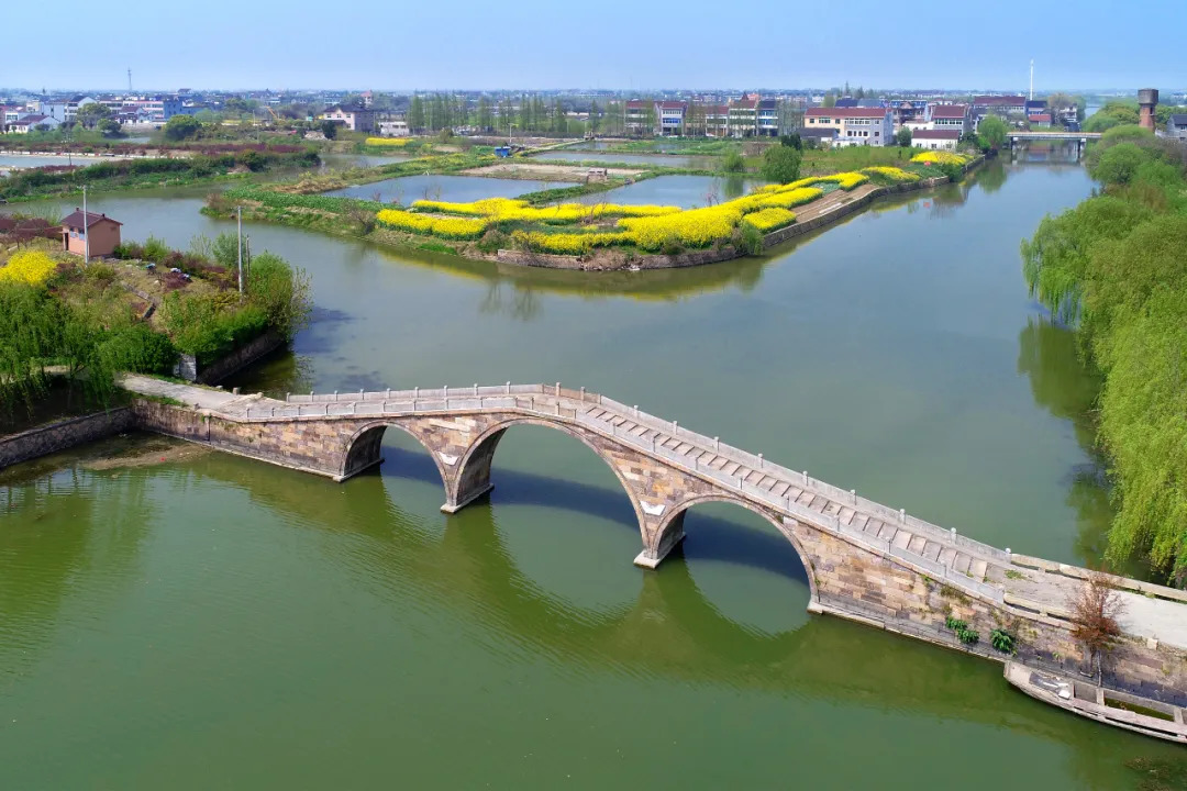 16985861230161.webp 图片